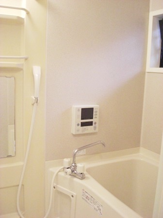 ��ʌ��������܎s��������Q���ڂ̃A�p�[�g�̃o�X