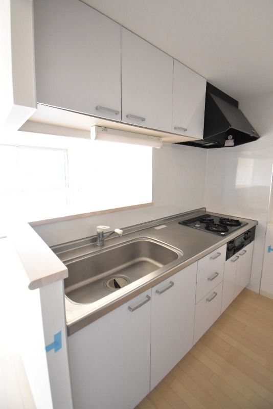 ��ʌ�����s�˒˓�P���ڂ̃}���V�����̃L�b�`��