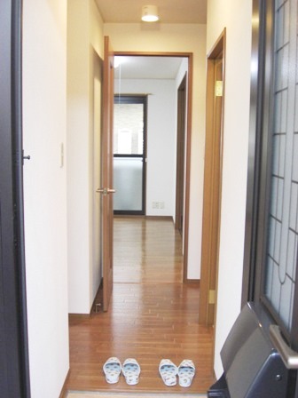 ��ʌ��������܎s��������Q���ڂ̃A�p�[�g�̌���