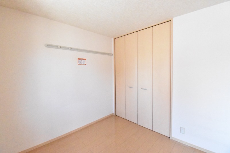 ��ʌ��z�J�s���������̃A�p�[�g�̂��̑������E�X�y�[�X