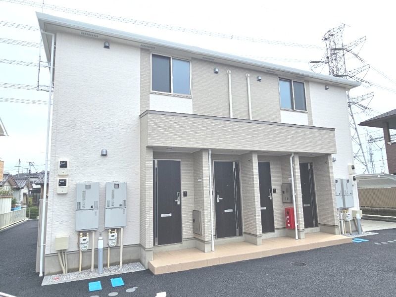 ��ʌ�����s�厚������̃A�p�[�g�̌����O��