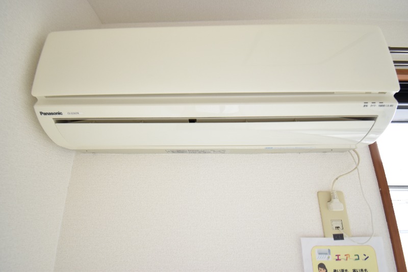 ��ʌ�����s�厚���Ԃ̃A�p�[�g�̂��̑��ݔ�