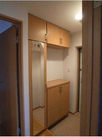 ��ʌ��������܎s����厚�󗈂̃}���V�����̌���