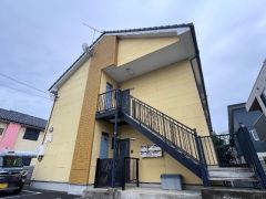 ��ʌ������s�V�����X����13-8�̃A�p�[�g�̌����O��