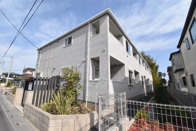 ��ʌ��������܎s������厚��J408-1�̃A�p�[�g�̌����O��