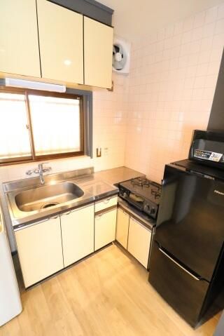 ��ʌ��������܎s�����擌��{�S���ڂ̃A�p�[�g�̃L�b�`��