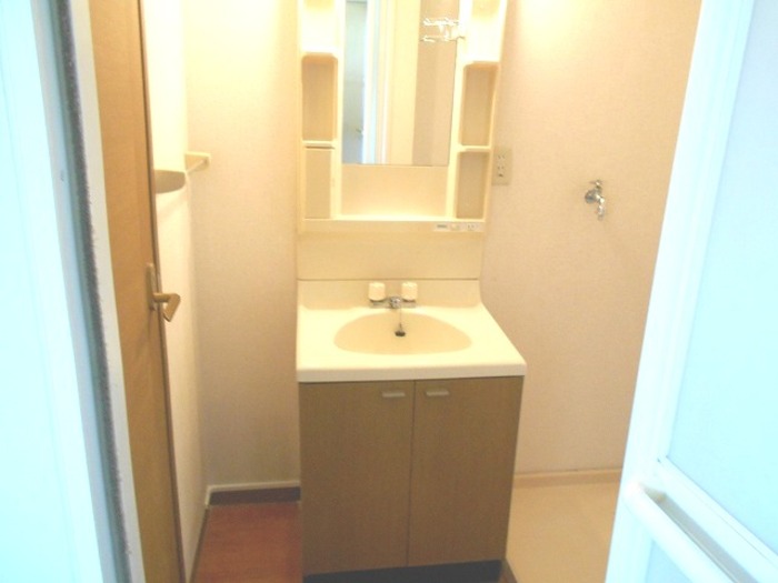 ��ʌ��������܎s�����攪���q�T���ڂ̃A�p�[�g�̐��ʏ�