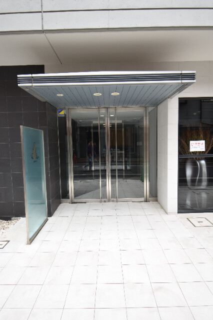 ��ʌ��������܎s��{��{���S���ڂ̃}���V�����̃G���g�����X