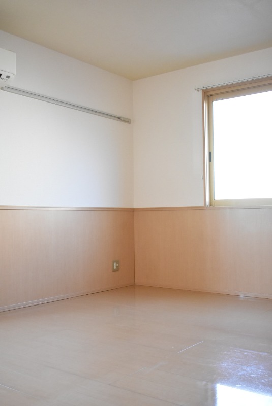 ��ʌ��������܎s�k��{�����̃A�p�[�g�̂��̑������E�X�y�[�X