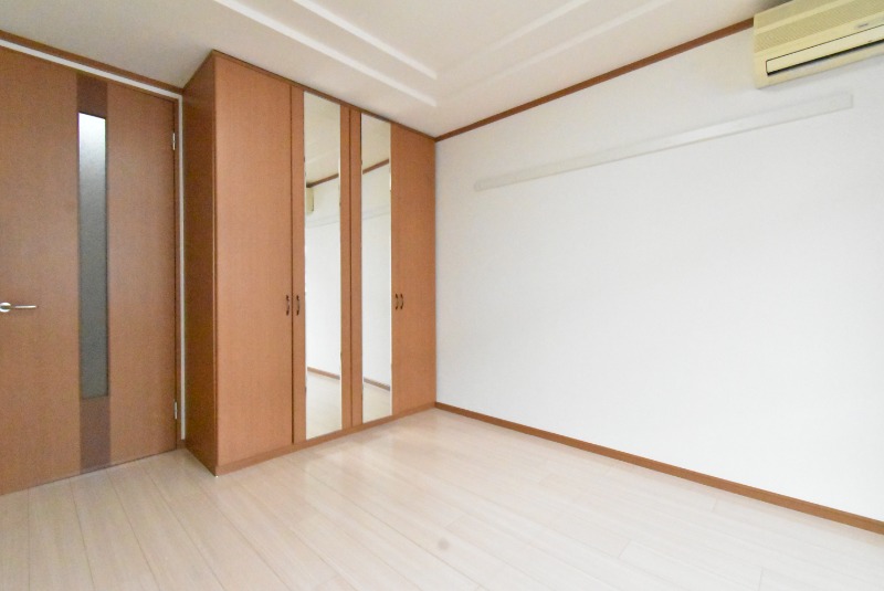 ��ʌ��z�J�s�_�����P���ڂ̃}���V�����̋��ԁE���r���O