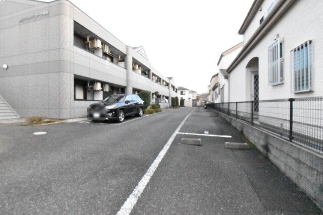 ��ʌ��z�J�s�_�����P���ڂ̃}���V�����̒��ԏ�