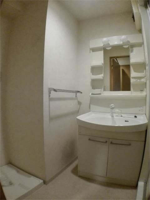 ��ʌ�����s�≺���Q���ڂ̃}���V�����̐��ʏ�