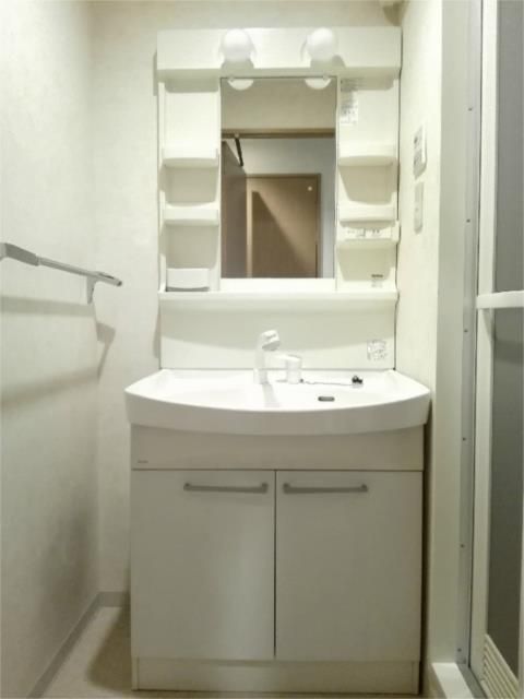 ��ʌ�����s�≺���Q���ڂ̃}���V�����̐��ʏ�