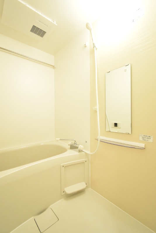 ��ʌ��������܎s�����擌��{�S���ڂ̃A�p�[�g�̃o�X