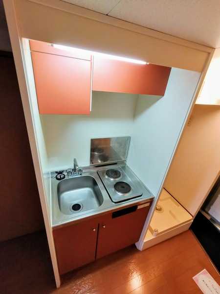 ��ʌ��������܎s��{��O���P���ڂ̃A�p�[�g�̃L�b�`��