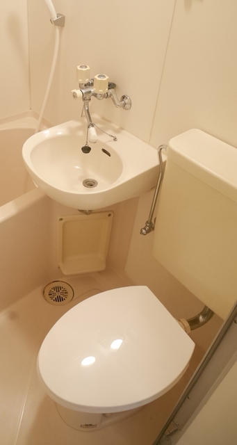 ��ʌ��������܎s�����擌��{�V���ڂ̃A�p�[�g�̃g�C��