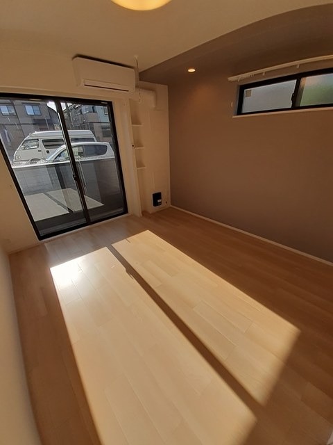 ��ʌ��������܎s����O���U���ڂ̃A�p�[�g�̋��ԁE���r���O