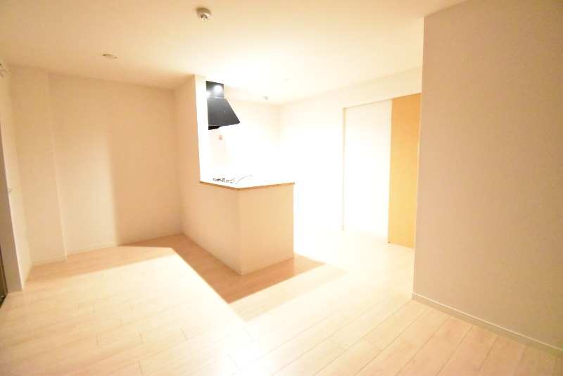 ��ʌ��������܎s�΋�厚����c�̃}���V�����̋��ԁE���r���O