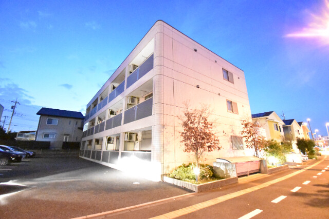 ��ʌ��������܎s�΋�厚����c531-10�̃}���V�����̌����O��