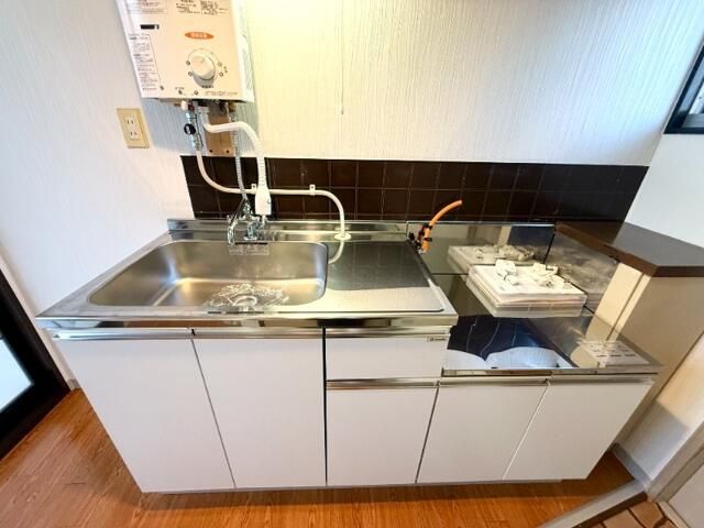 ��ʌ��������܎s�����擌��{�T���ڂ̃A�p�[�g�̃L�b�`��