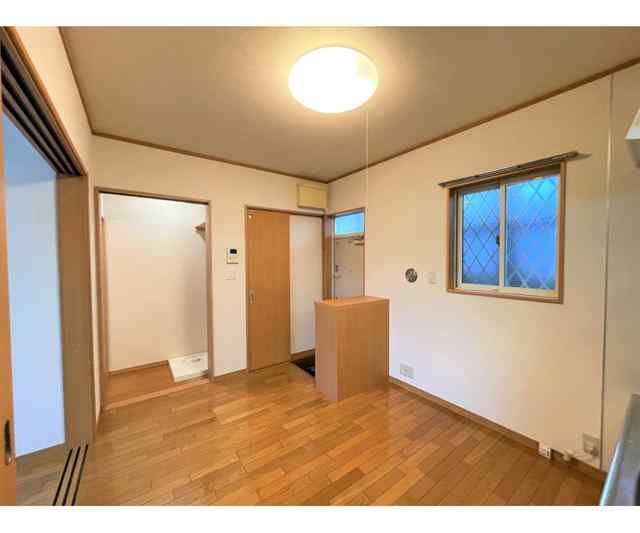 ��ʌ��@�c�s���R���ڂ̃A�p�[�g�̂��̑������E�X�y�[�X