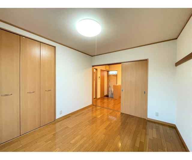 ��ʌ��@�c�s���R���ڂ̃A�p�[�g�̂��̑������E�X�y�[�X