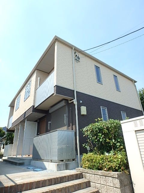 ��ʌ�����s�ܔԒ�12-13�̃A�p�[�g�̌����O��