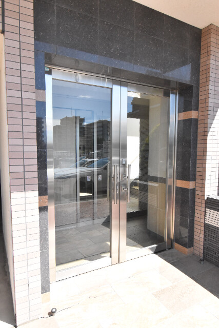 ��ʌ��z�J�s���C�N�^�E���W���ڂ̃}���V�����̃G���g�����X