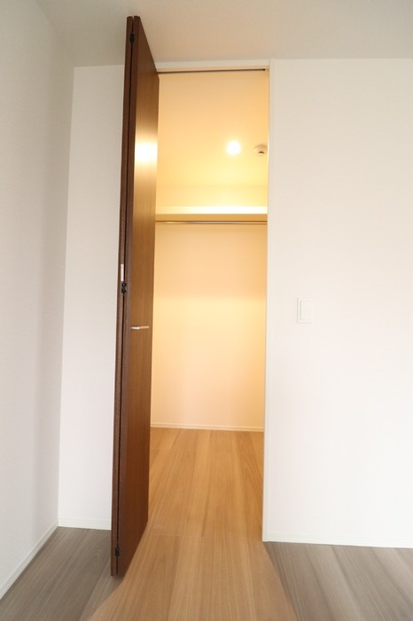 ��ʌ��������܎s�Y�a��k�Y�a�S���ڂ̃}���V�����̎��[