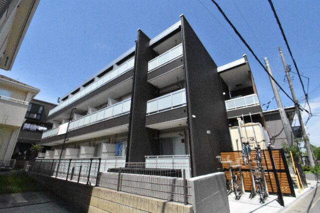 ��ʌ��@�c�s�֎R�R���ڂ̃}���V�����̌����O��