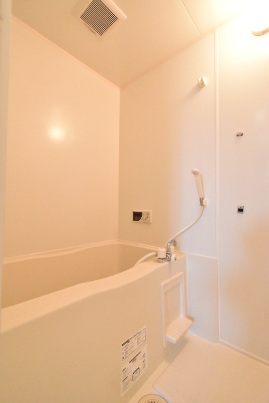 ��ʌ��z�J�s�����������̃A�p�[�g�̃o�X