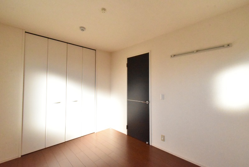 ��ʌ��z�J�s�����������̃A�p�[�g�̂��̑�