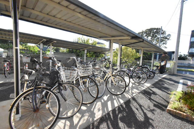 ��ʌ��z�J�s�����������̃A�p�[�g�̂��̑�