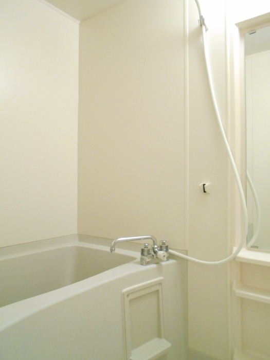 ��ʌ��������܎s�k��{�����̃}���V�����̃o�X