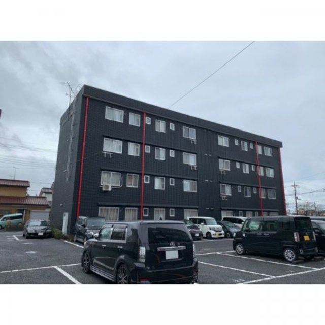 ��ʌ��������܎s��΋���Q���ڂ̃}���V�����̒��ԏ�