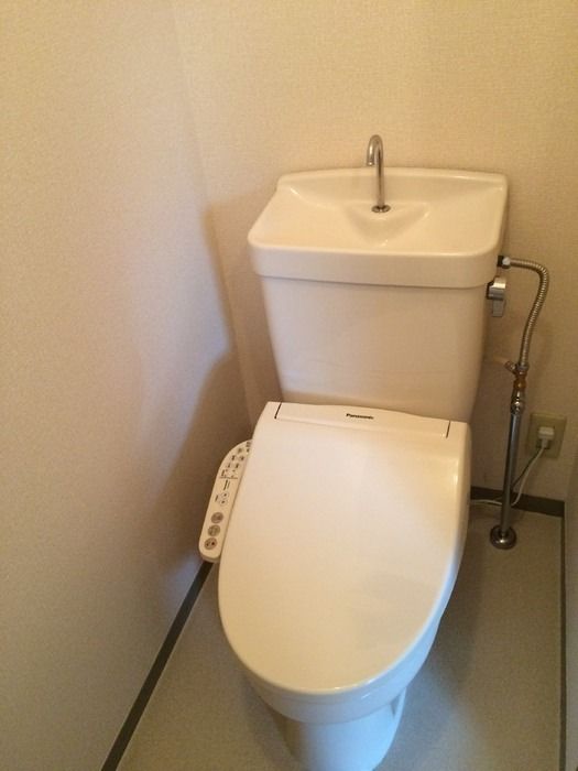 ��ʌ��������܎s��������Q���ڂ̃A�p�[�g�̃g�C��