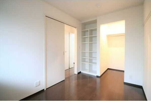 ��ʌ�����s���{���P���ڂ̃A�p�[�g�̂��̑�