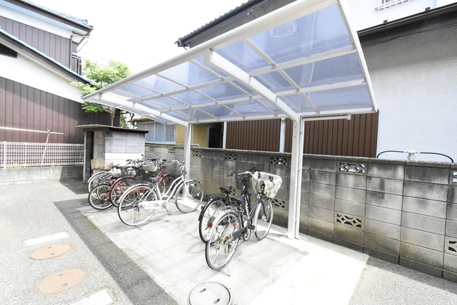 ��ʌ��������܎s��������Q���ڂ̃A�p�[�g�̂��̑�