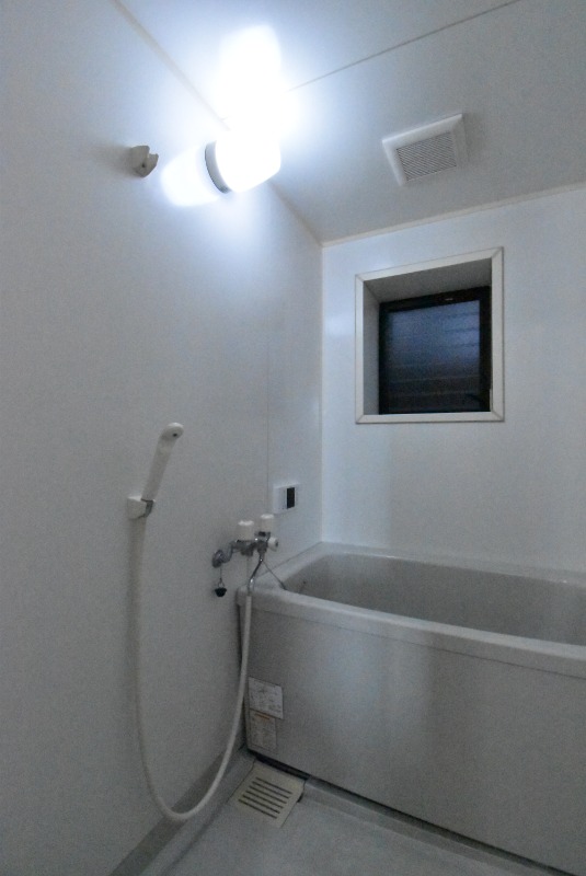 ��ʌ�����s�厚���̃}���V�����̃o�X