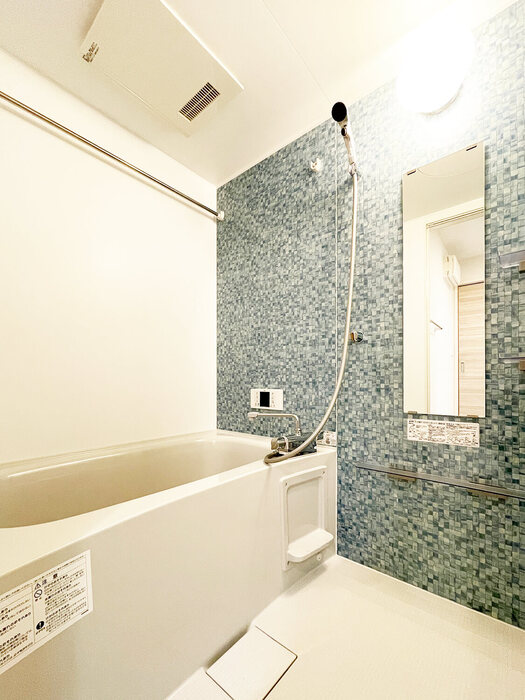 ��ʌ��������܎s�k��听���S���ڂ̃A�p�[�g�̃o�X