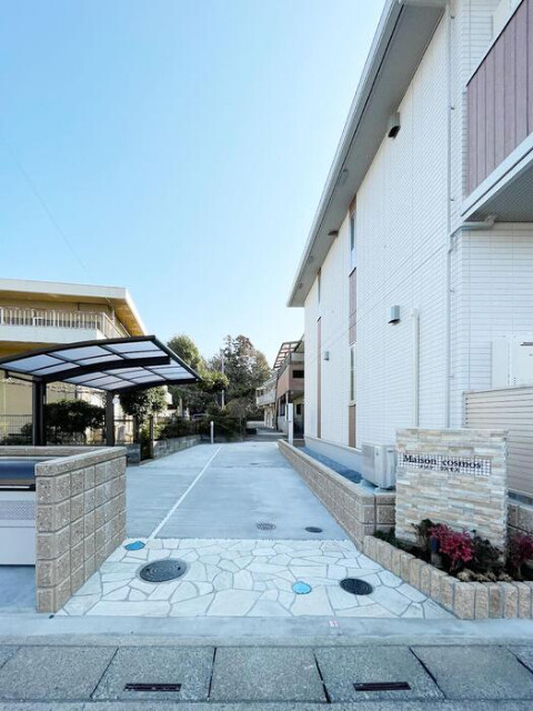 ��ʌ��������܎s�k��听���S���ڂ̃A�p�[�g�̃G���g�����X