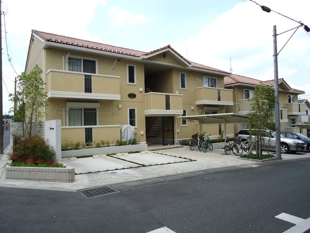 ��ʌ��������܎s�k��y�C���Q���ڂ̃A�p�[�g�̌����O��