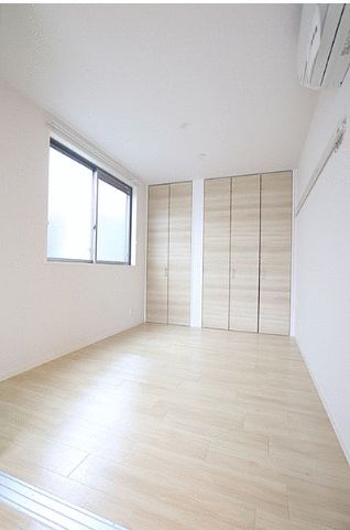 ��ʌ�����s����T���ڂ̃A�p�[�g�̂��̑������E�X�y�[�X