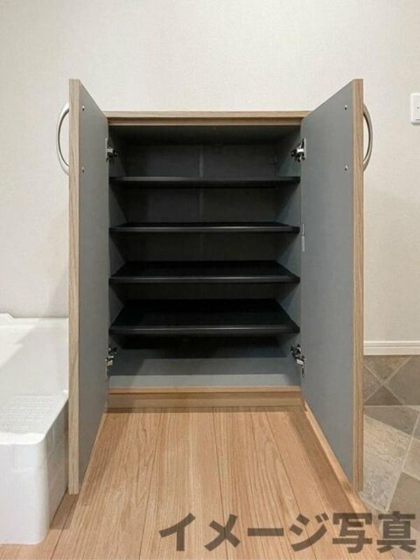 ��ʌ��������܎s����厚�y���̃A�p�[�g�̎��[