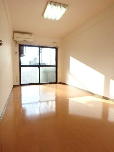 ��ʌ��������܎s�k��听���S���ڂ̃}���V�����̋��ԁE���r���O