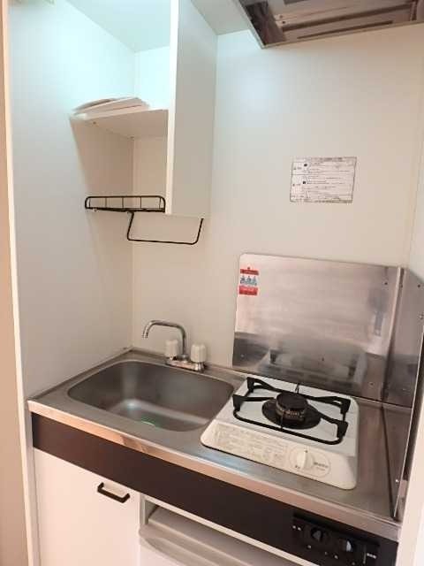 ��ʌ��������܎s�k��听���S���ڂ̃}���V�����̃L�b�`��