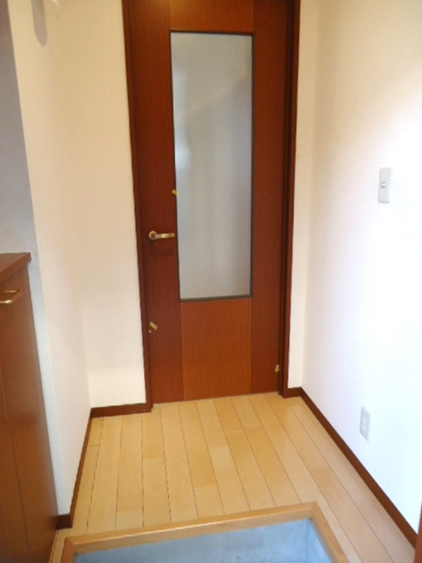 ��ʌ��������܎s��{��k�ܒ��P���ڂ̃A�p�[�g�̌���