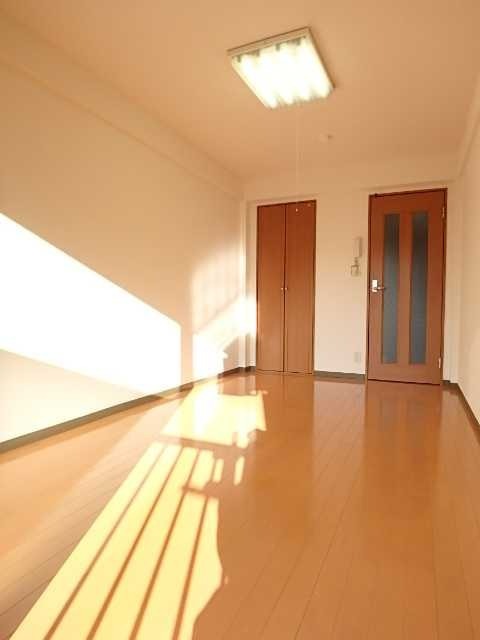 ��ʌ��������܎s�k��听���S���ڂ̃}���V�����̂��̑������E�X�y�[�X