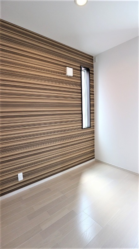 ��ʌ��z�J�s�z���J�{���̃A�p�[�g�̂��̑������E�X�y�[�X