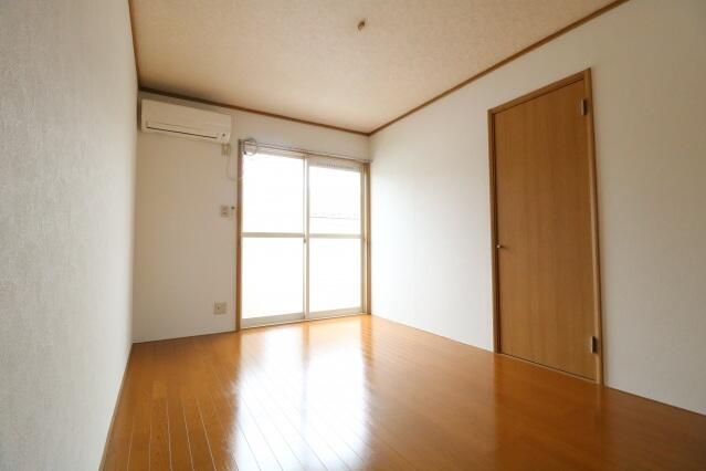 ��ʌ��������܎s�����擌��{�P���ڂ̃A�p�[�g�̂��̑������E�X�y�[�X